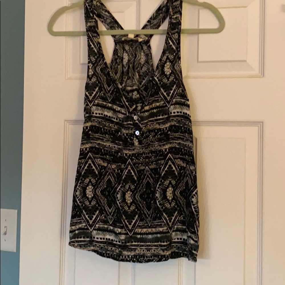 Aztec print tank